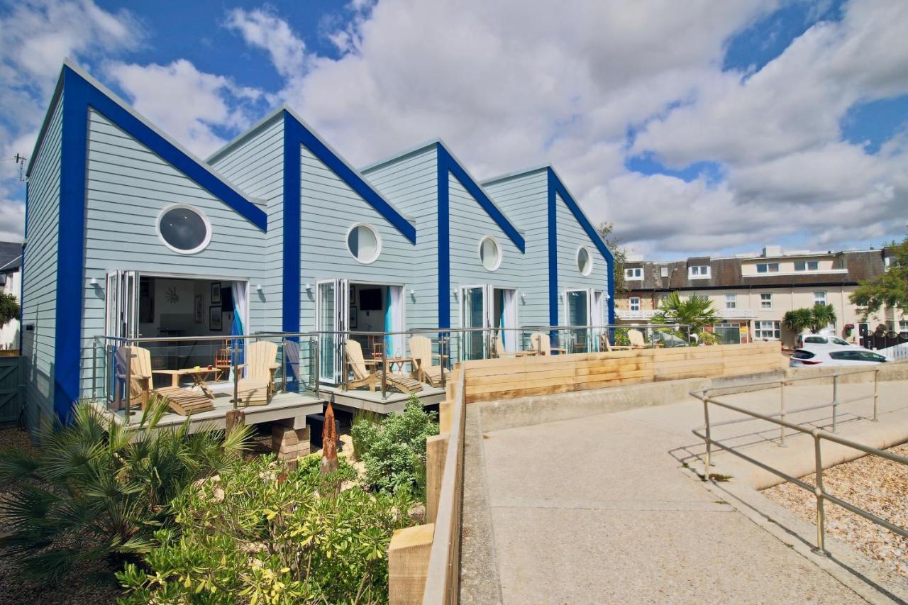 Beach Hut Suites Bognor Regis Exterior photo